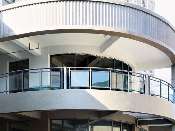 玻璃（lí）陽台（tái）護欄