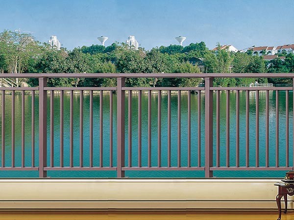 標準（zhǔn）型（xíng）陽台護（hù）欄