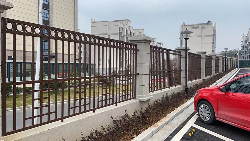 圍牆（qiáng）欄杆